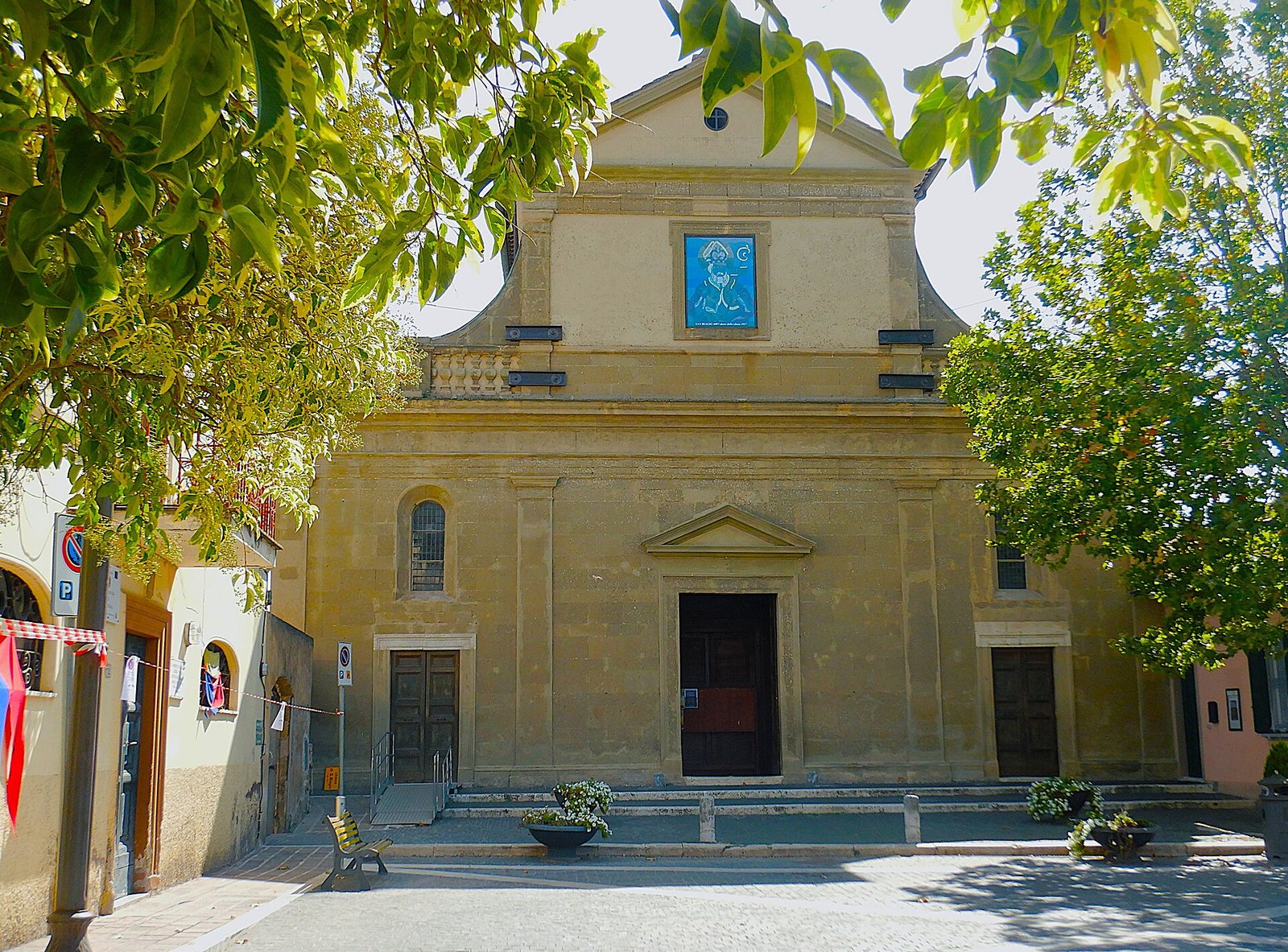 Sacrofano: la chiesa di San Biagio (foto del comune, non dell'attività)